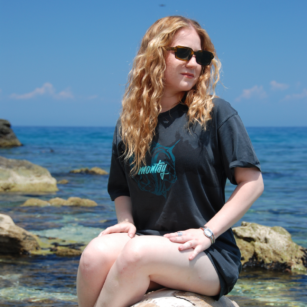 Feels Like Summer – Dress Tshirt
